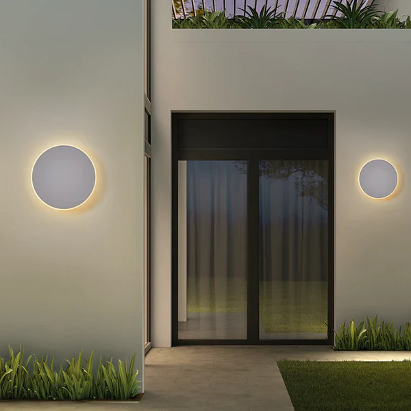 Minimalist Round Metal Outdoor Wall Light