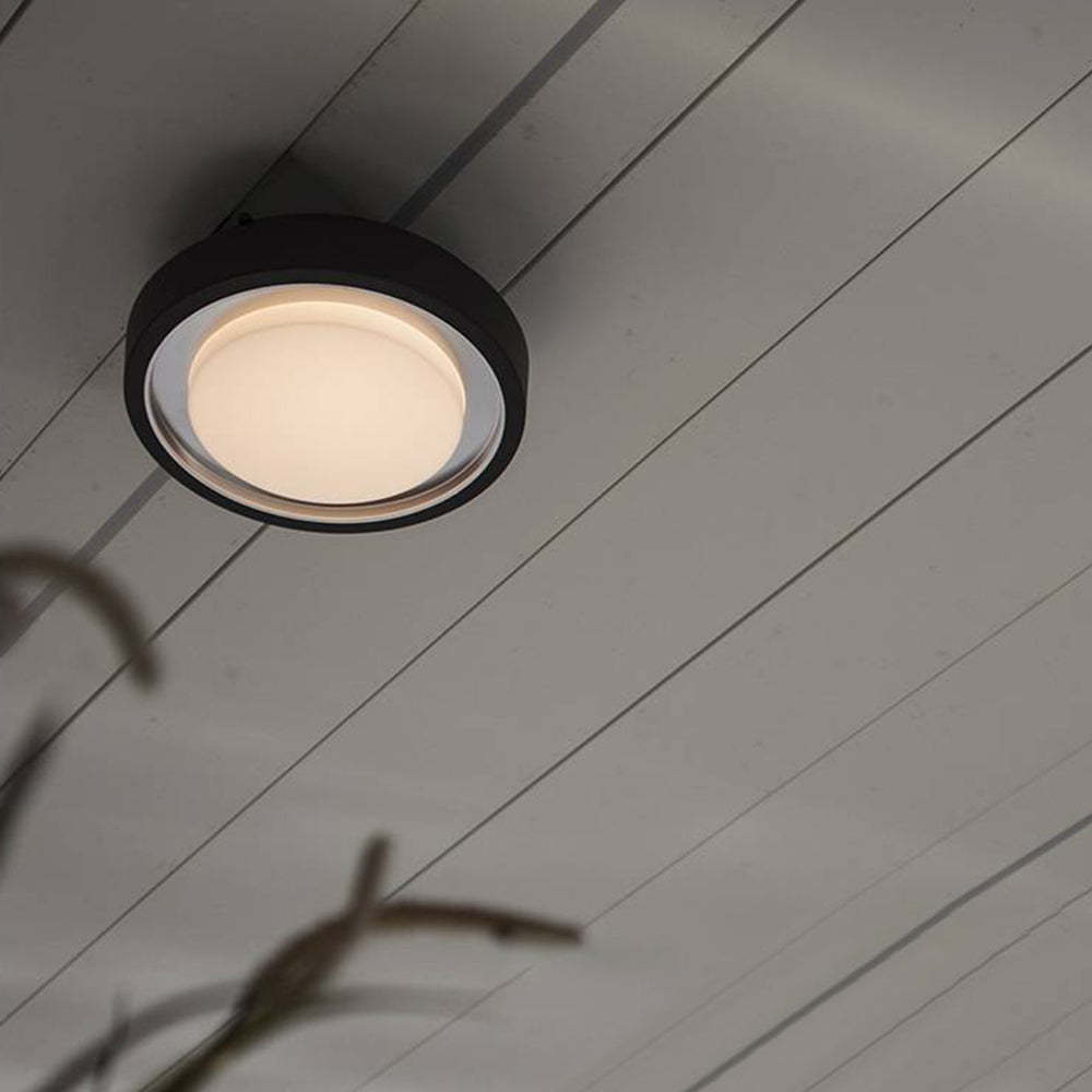 Outdoor Wall / Flush Ceiling Light