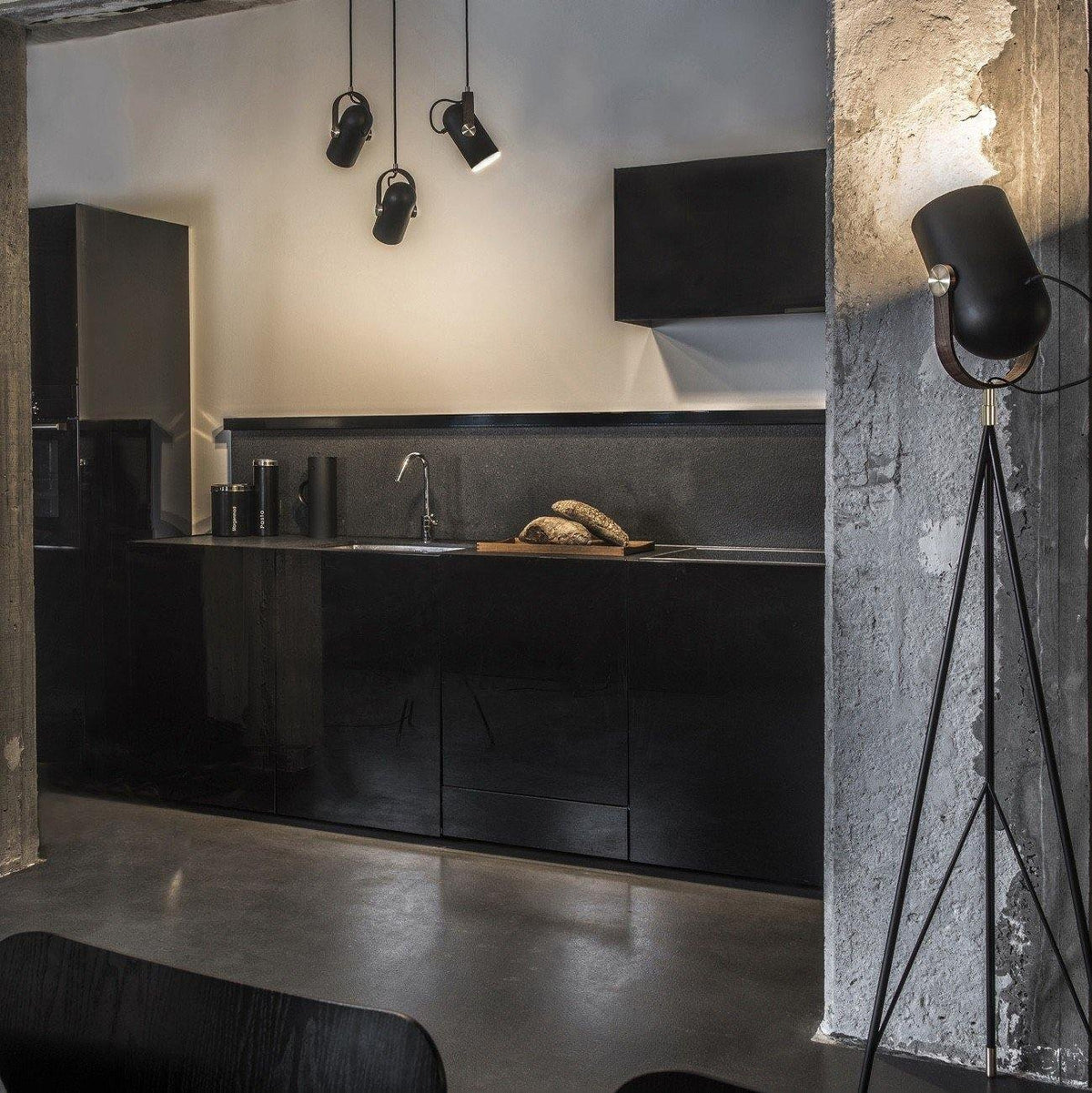 Karronade Pendant Light