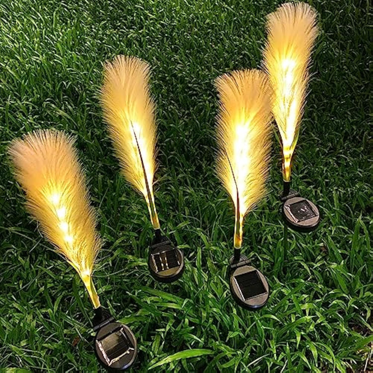 Fiber Reed Solar Outdoor Light (4-Pack)