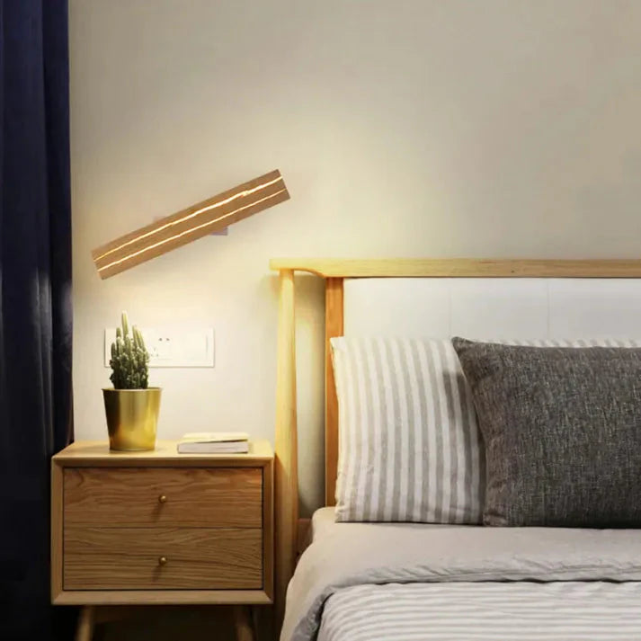 Modern Cracked Wood Wall Light