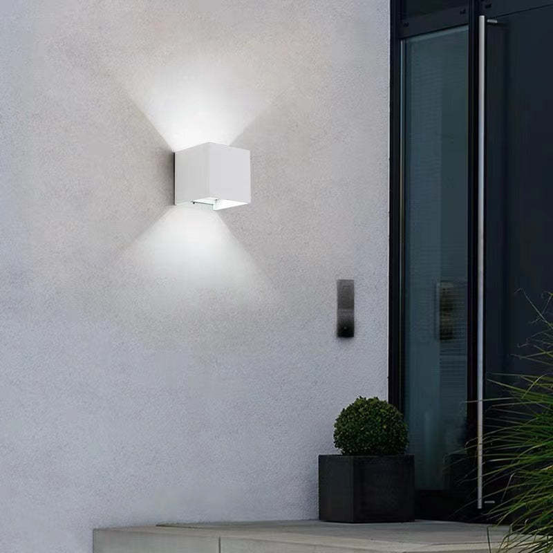 Modern Aluminum Indoor LED Wall Light