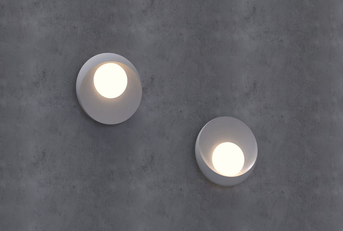 Indoor/Outdoor Wall Light