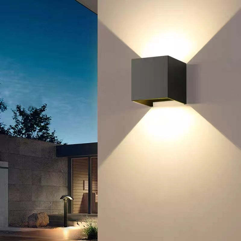 Modern Aluminum Indoor LED Wall Light