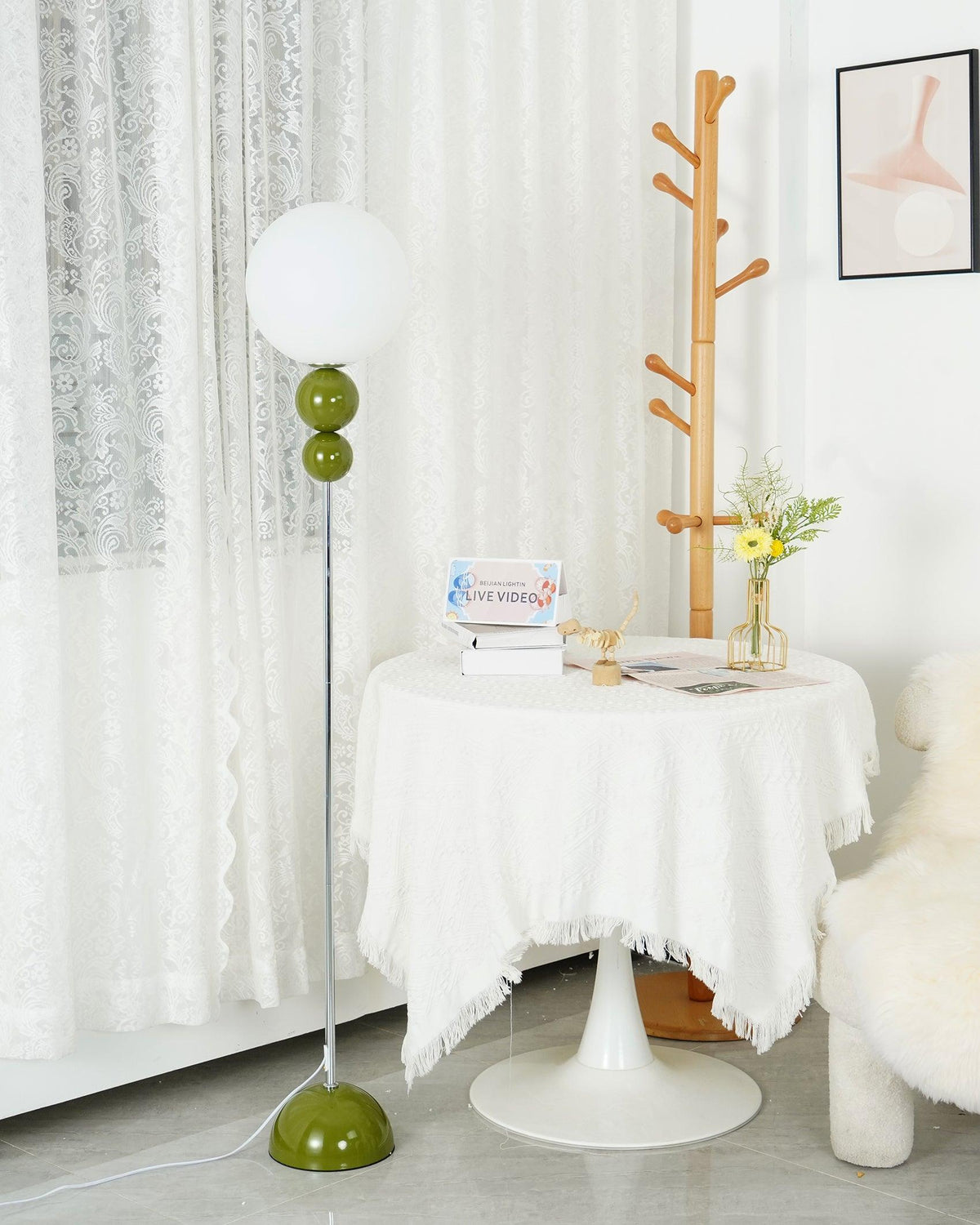 Clavel Floor Lamp