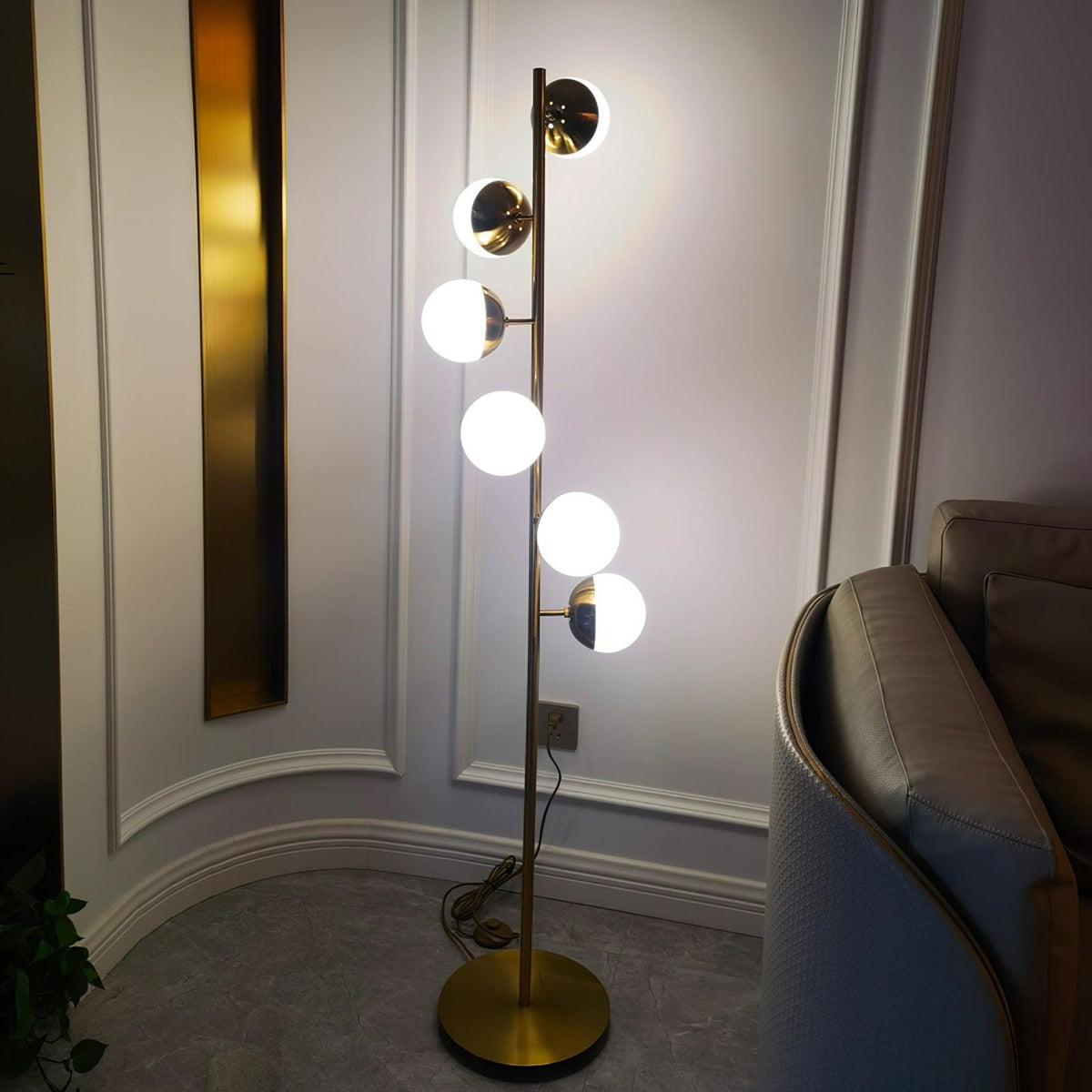 Doppler LED Tree Light