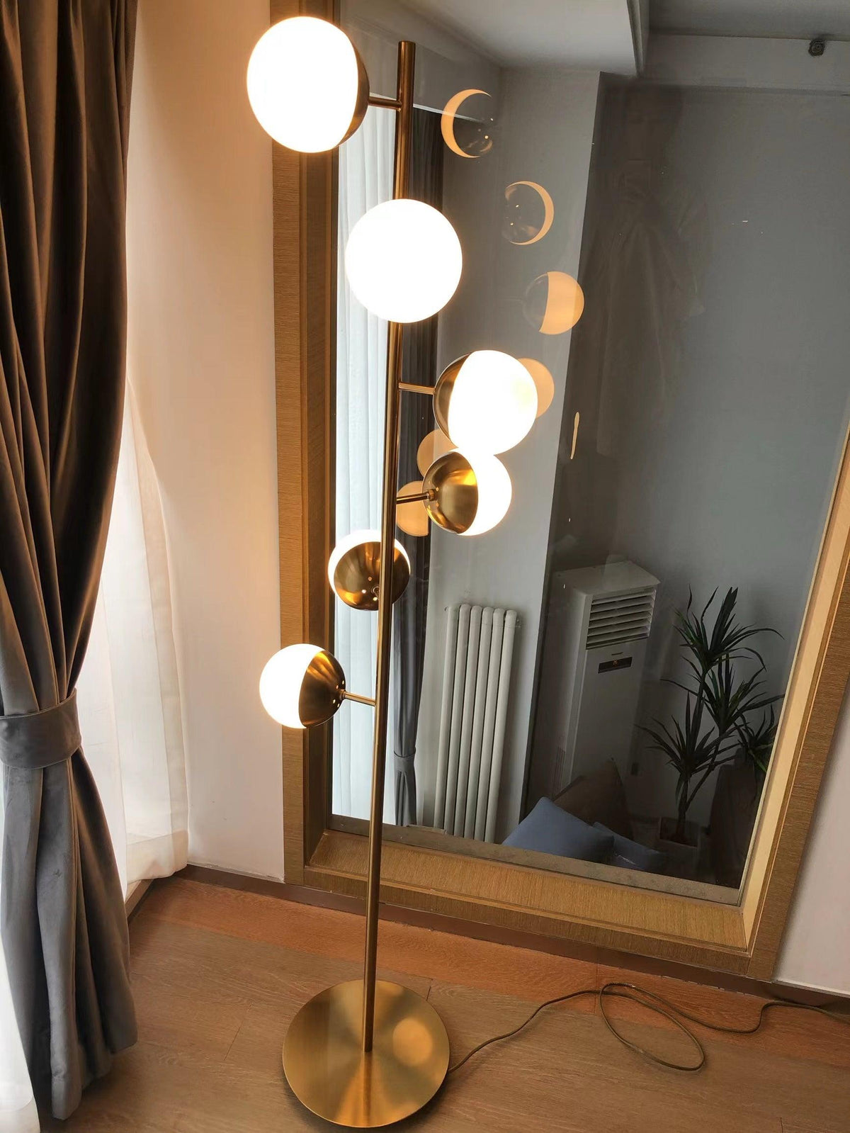 Doppler LED Tree Light