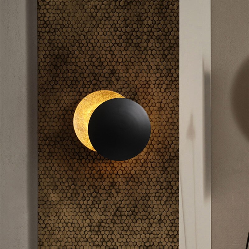 Eclipse Wall Lamp