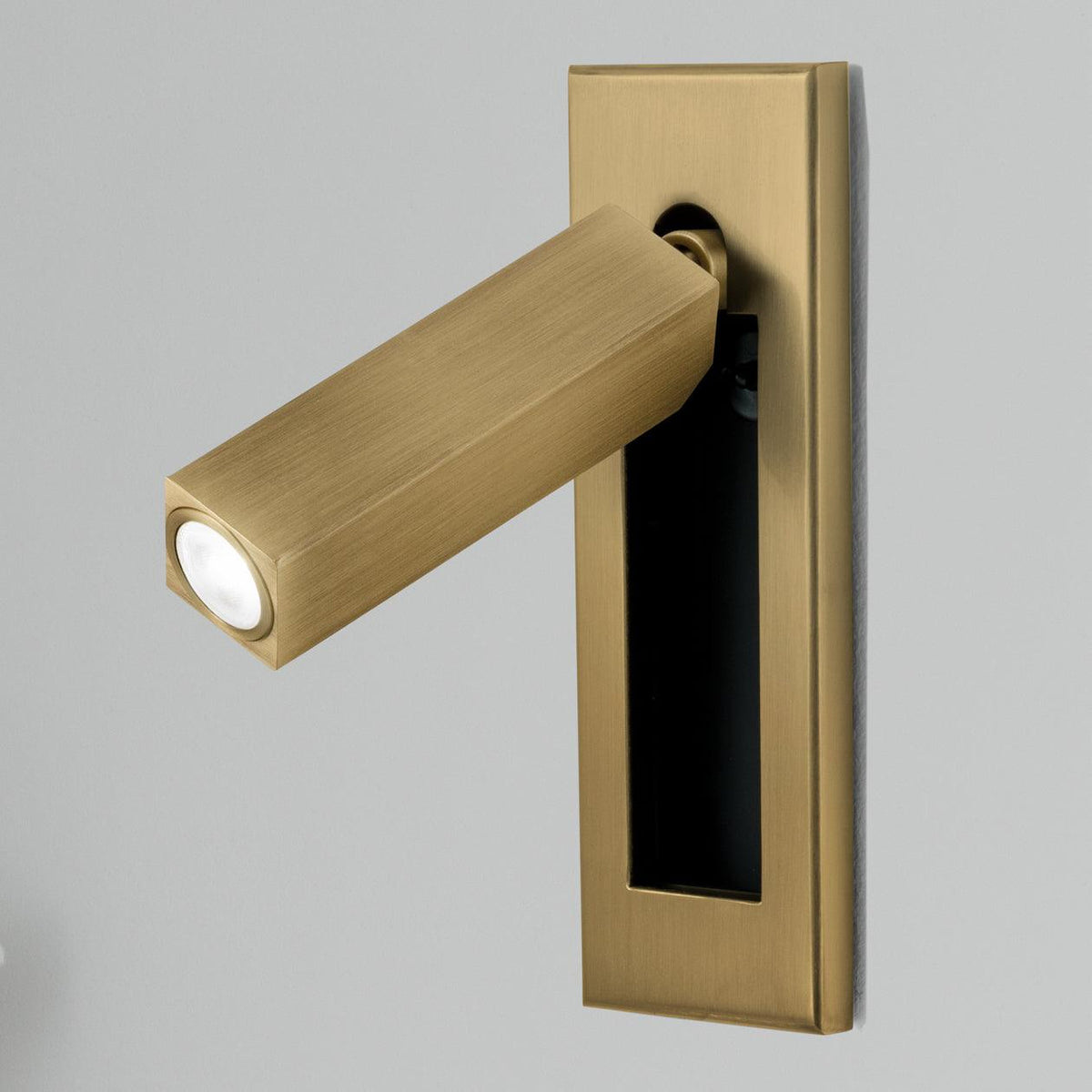 Bedside Wall Sconce