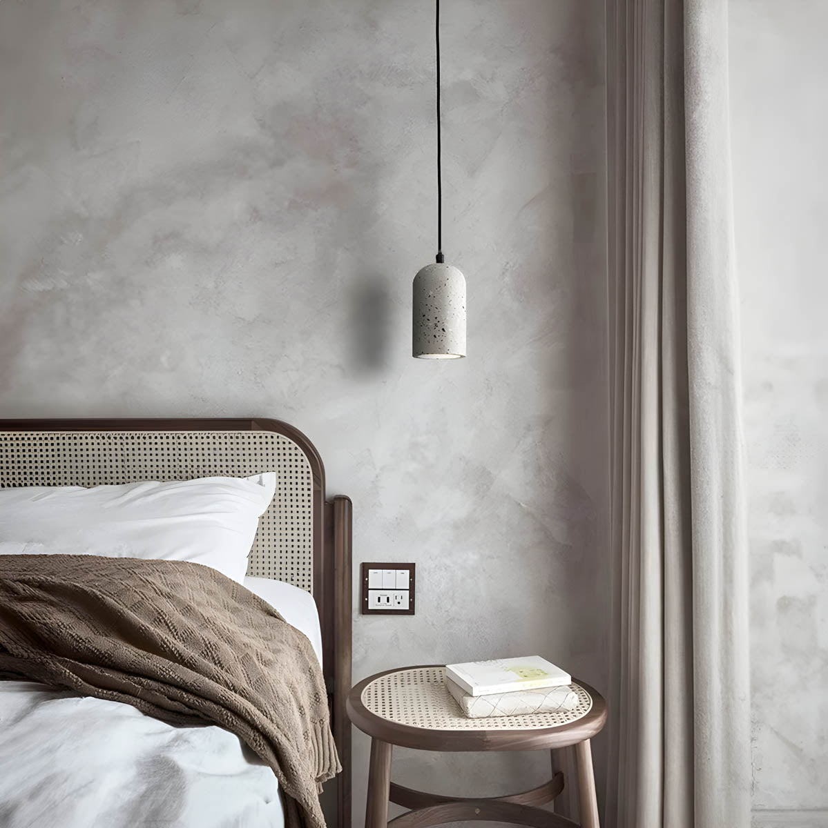 Forgi Concrete Pendant Light