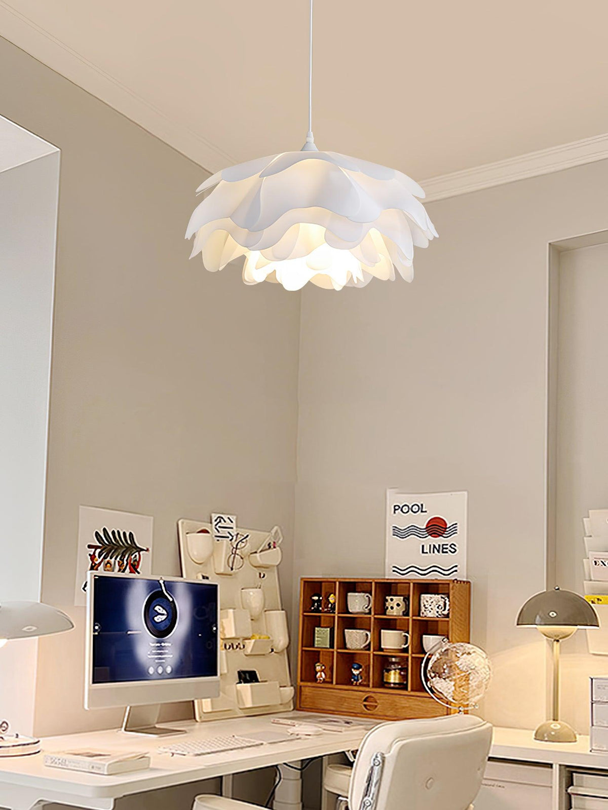 White Flower Pendant Light