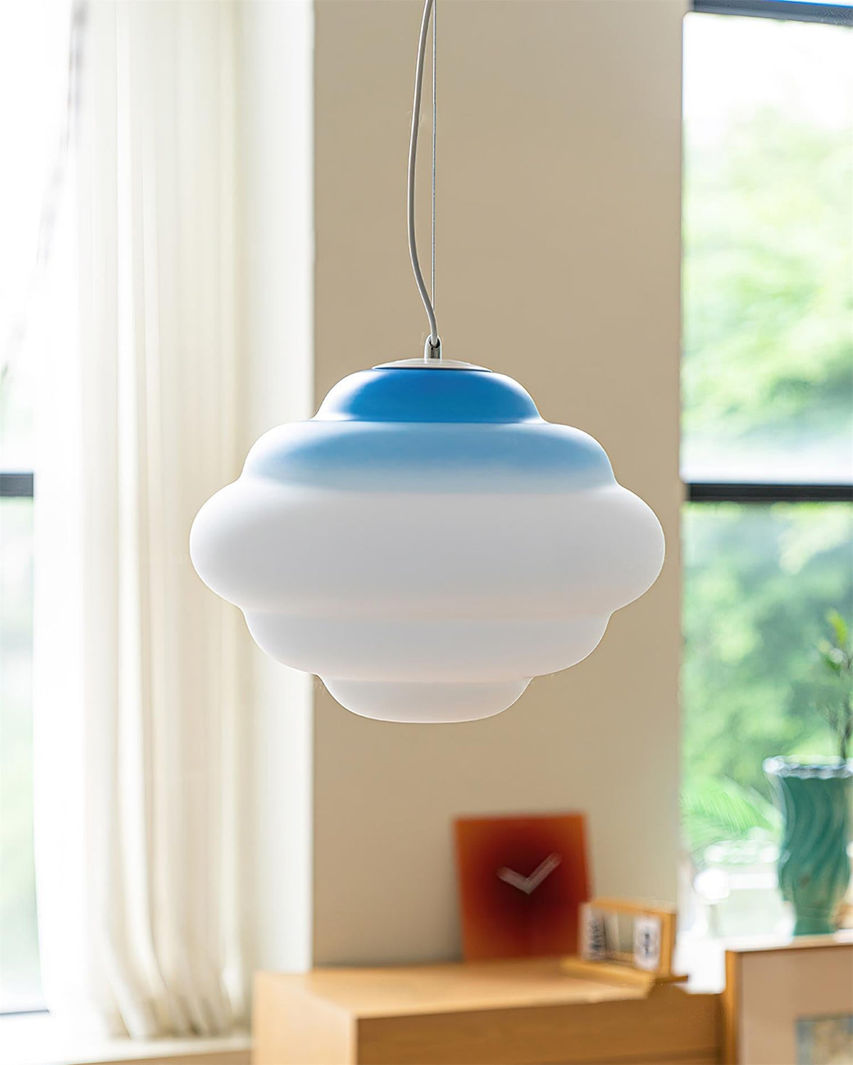 Gradient Cloudy Pendant Light