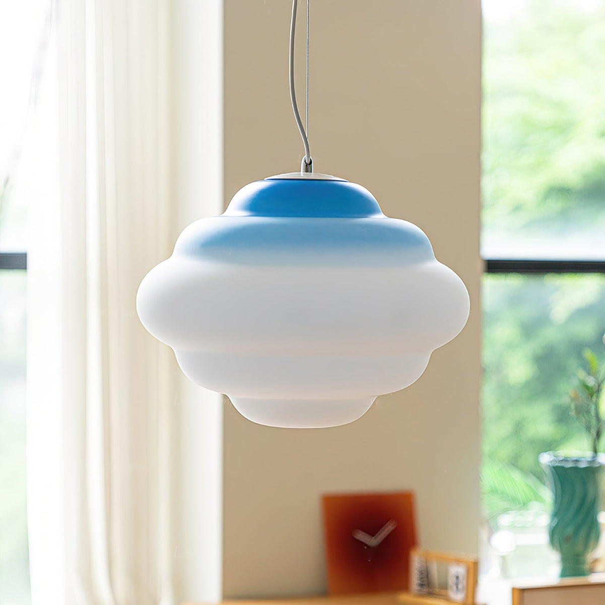Gradient Cloudy Pendant Light