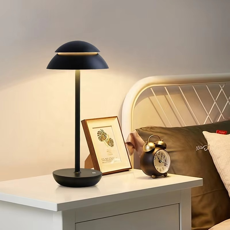 Glowing Prestige Lamp