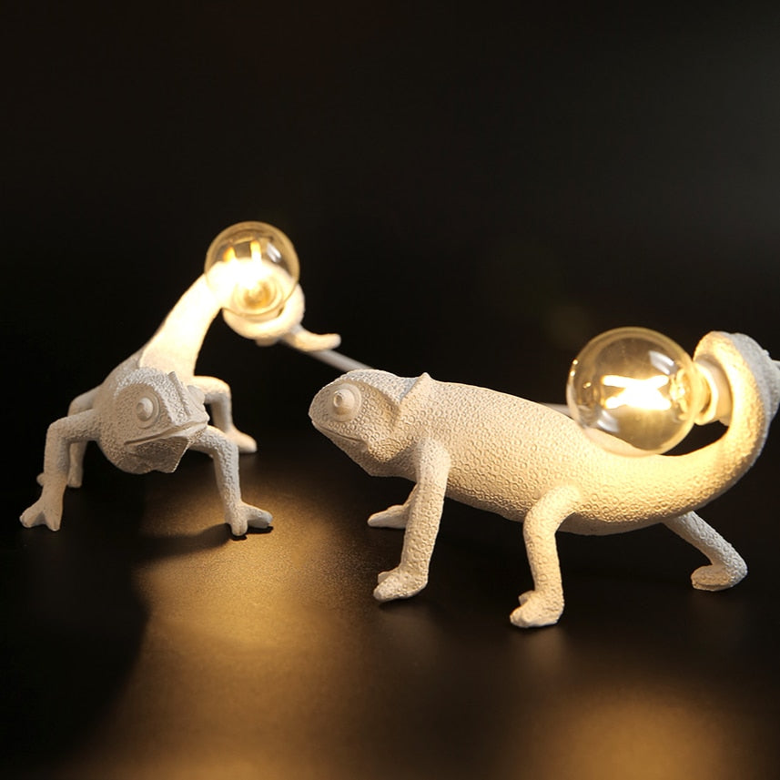 Resin Lizard Table Lamp
