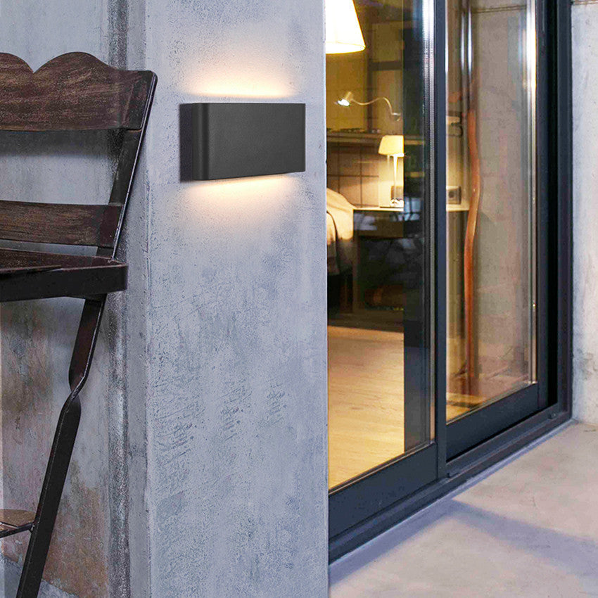 Up Down Waterproof Outdoor Wall Lamp