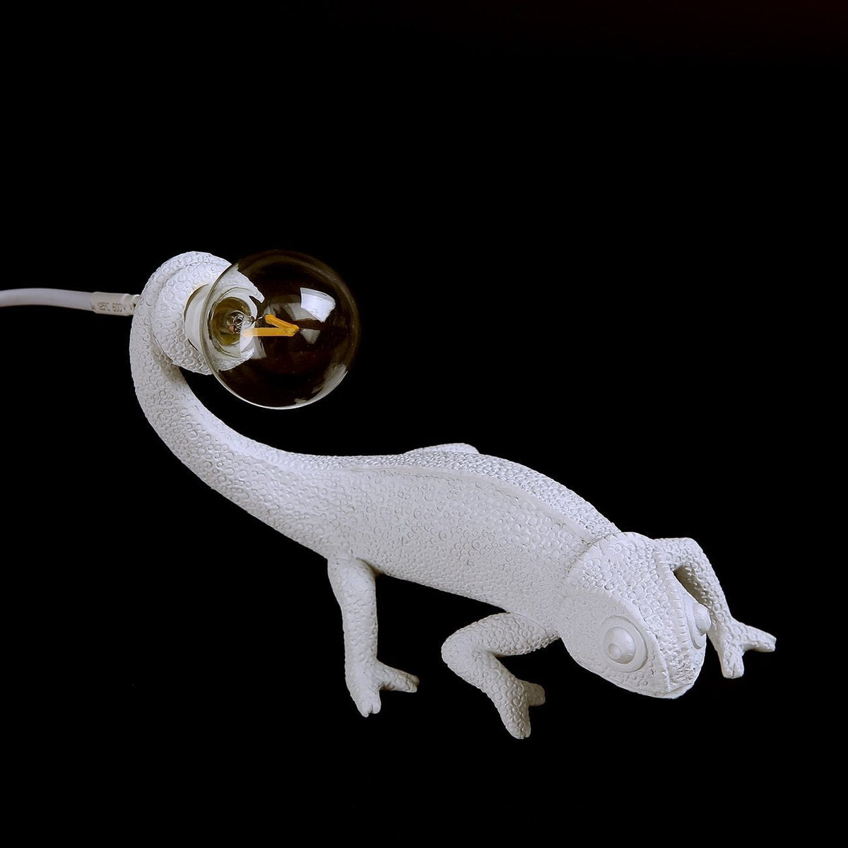 Resin Lizard Table Lamp