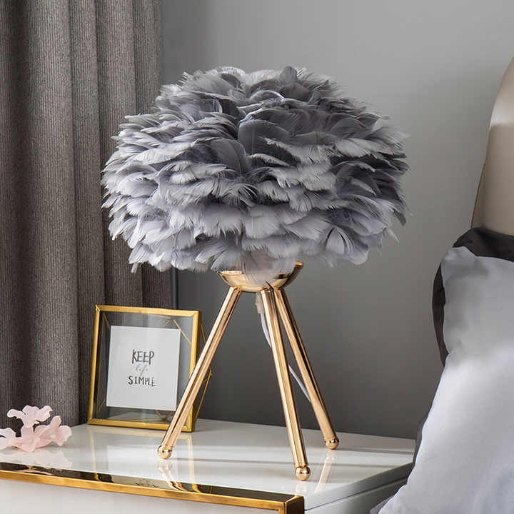 Missfeather Dimmable Feather Table Lamp