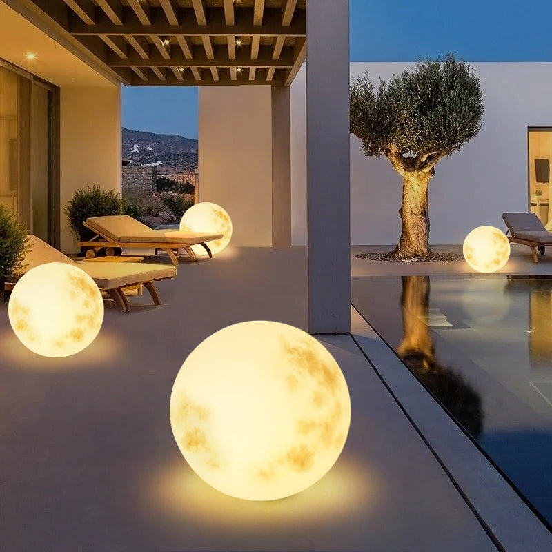 Moon Garden Lamp