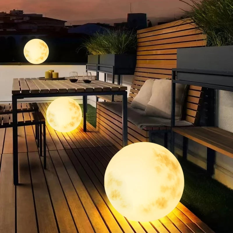 Moon Garden Lamp