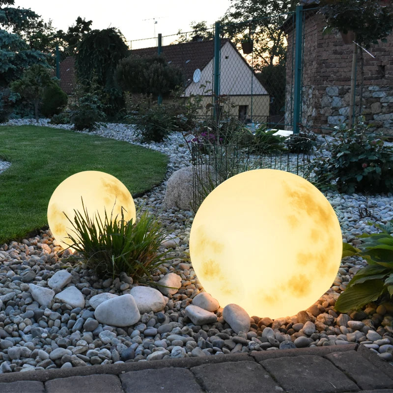 Moon Garden Lamp
