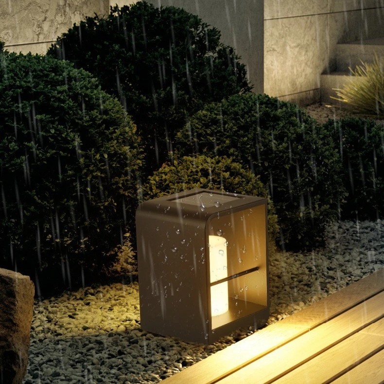 Solar Terrace Lamp
