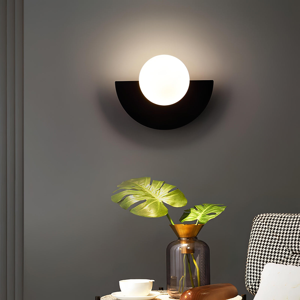 Everest Nordic Half-Moon Wall Light
