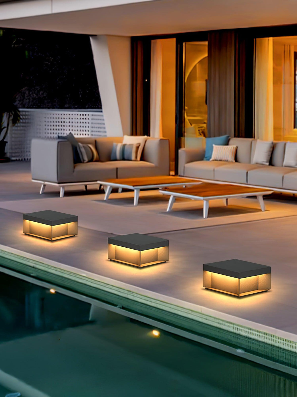 Black Outdoor Light
