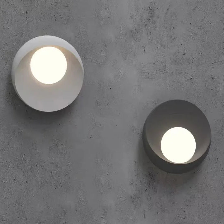 Indoor/Outdoor Wall Light
