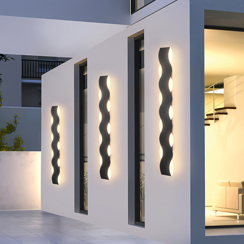 Wave Outdoor Wall Light