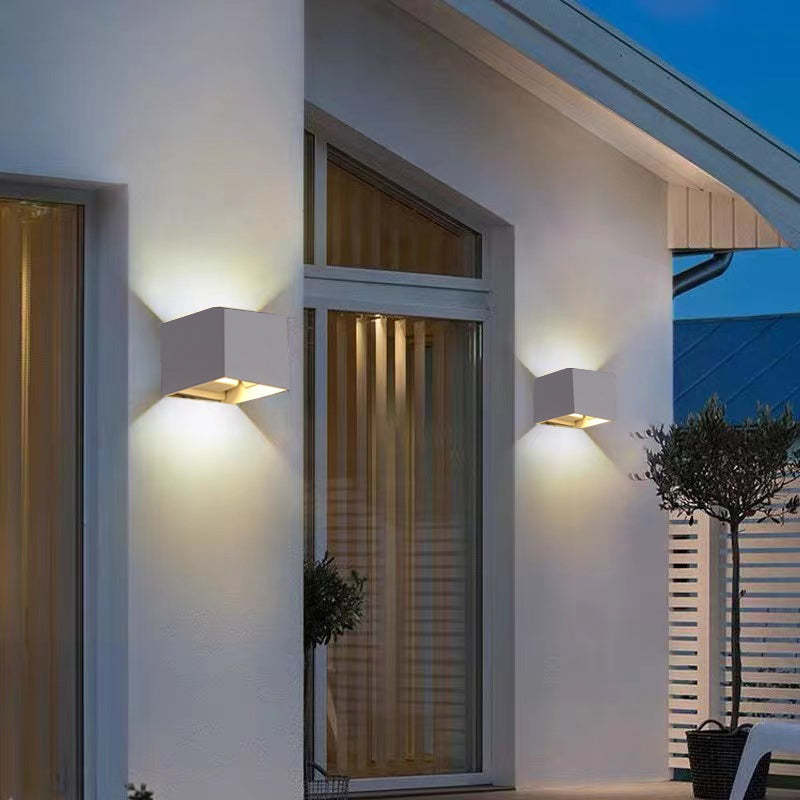 Modern Aluminum Indoor LED Wall Light