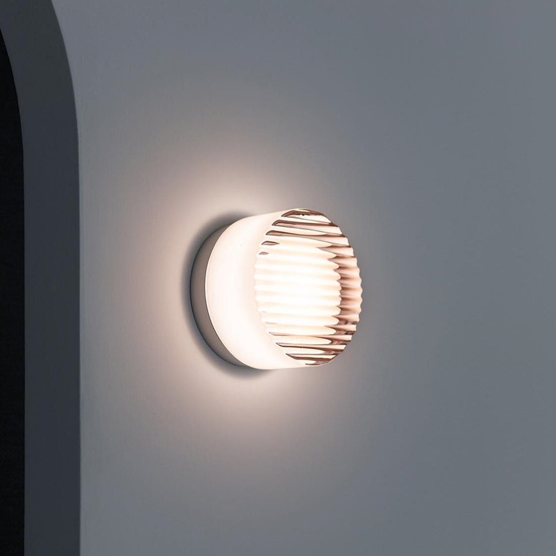 Modern Indoor/Outdoor LED Wall Light