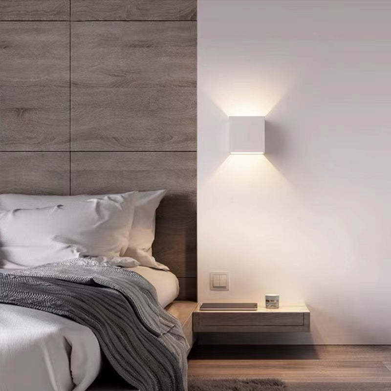 Modern Aluminum Indoor LED Wall Light