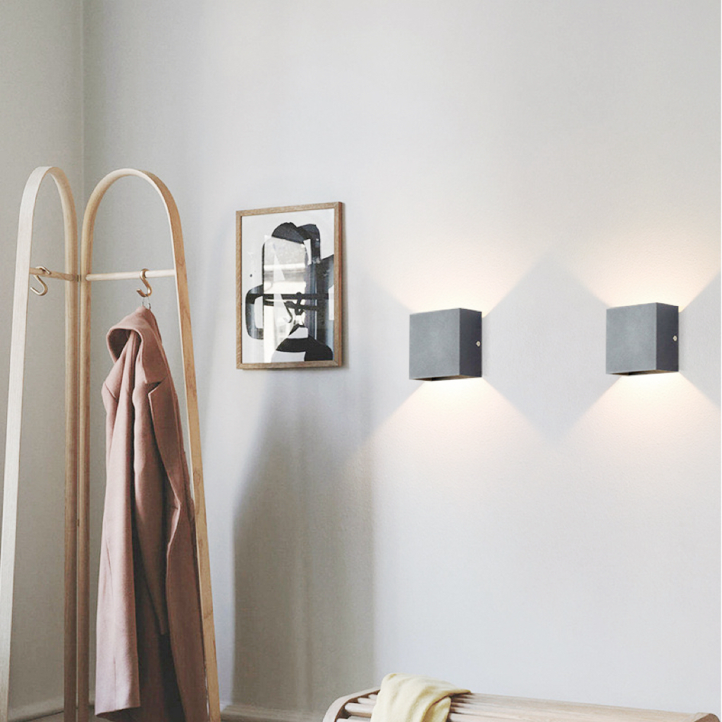 Modern Aluminum Indoor LED Wall Light