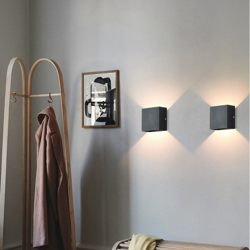 Modern Aluminum Indoor LED Wall Light